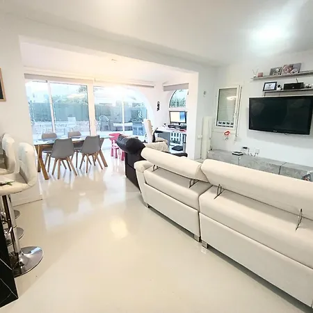 Chalet Calafat * 卡拉法特